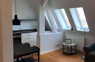 Wohnung mieten in Steifensandstraße, 14057 Charlottenburg (Charlottenburg), Ausgebautes Dachgeschoss mit 2 Zimmern am Lietzensee (möbliert)