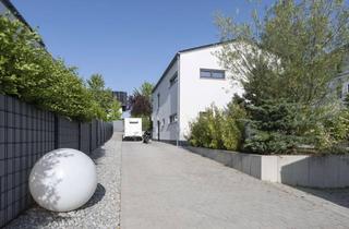 Haus kaufen in Georg-Huber-Straße, 85604 Zorneding, WOHNEN UND ARBEITEN UNTER EINEM DACH - Einzigartiges Wohnensemble mit vielseitig nutzbarer Halle
