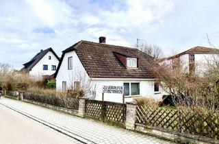 Grundstück zu kaufen in Dorfstraße 32, 85777 Fahrenzhausen, 984m² Baugrundstück mit Altbestand in Fahrenzhausen Zentrum, Münchner-Norden zu verkaufen