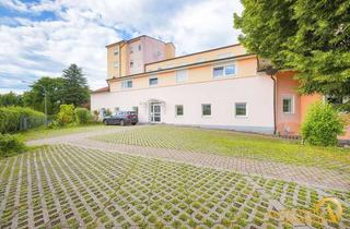 Gewerbeimmobilie kaufen in 93354 Siegenburg, Zwei interessante Gewerbeeinheiten im Paket – Top-gepflegt und gut vermietet