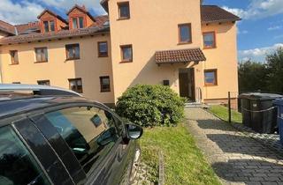 Wohnung kaufen in 09376 Oelsnitz, Oelsnitz (Erzgebirge) - 3-Zimmer Eigentumswohnung mit Terrasse, Garten & Stellplatz.