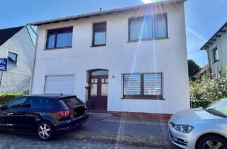 Haus kaufen in 27356 Rotenburg, Rotenburg (Wümme) - Zweifamilienhaus mit Ausbaupotential in Rotenburg