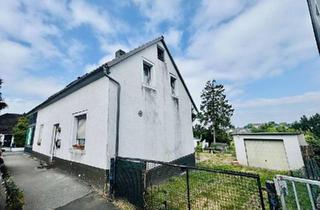 Einfamilienhaus kaufen in 42699 Solingen, Solingen - Haus mit großem Grundstück in Solingen - ruhige Lage