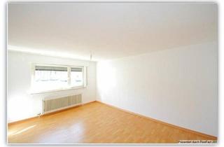 Wohnung kaufen in 75428 Illingen, Illingen - 3-Zimmer-Wohnung mit Balkon und Stellplatz in Illingen