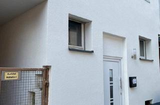 Doppelhaushälfte kaufen in 74336 Brackenheim, Brackenheim - Charmante Doppelhaushälfte