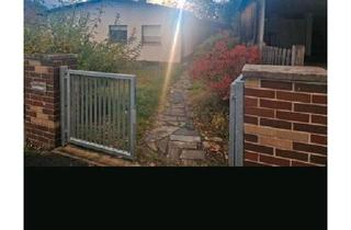 Haus kaufen in 92670 Windischeschenbach, Windischeschenbach - Bungalow mit Wintergarten, Terrasse & großem Garten