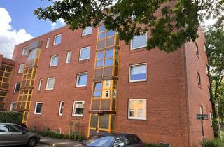 Wohnung kaufen in Adalbertstraße 45, 24106 Wik, Attraktive 2-Zimmer-Wohnung mit Balkon in Kiel-Wik