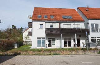 Wohnung kaufen in 85777 Fahrenzhausen, Geräumige 1-Zimmer-Dachgeschosswohnung in Fahrenzhausen Ortsmitte