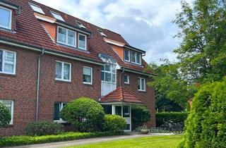 Wohnung kaufen in 25469 Halstenbek, Sonnige 3-Zimmer-Maisonette- Dachgeschosswohnung mit Sonnenbalkonim beliebten Ortskern