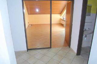 Wohnung kaufen in 49477 Ibbenbüren, Provisionsfrei, zentrale 3 ZKBB Dachgeschosswohnung in Ibbenbüren zu verkaufen