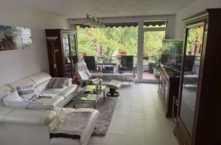 Wohnung kaufen in Albert-Schweitzer-Straße 72, 29223 Celle, Exklusive, modernisierte 3-Zimmer-Wohnung mit Balkon und Einbauküche in Celle incl. Tiefgarage