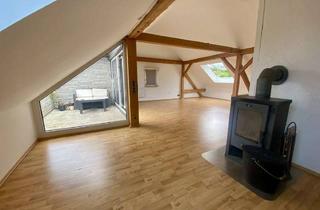 Wohnung kaufen in 95463 Bindlach, Sofort frei! Großzügige 3,5-Zimmer DG Wohnung mit Loggia in sehr guter Lage inkl. Einbauküche