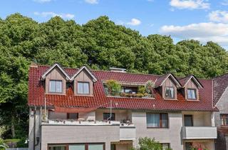 Wohnung kaufen in 22179 Bramfeld, Zeitlose Großzügigkeit trifft moderne Ausstattung – Dachgeschosswohnung mit sonnigem Westbalkon