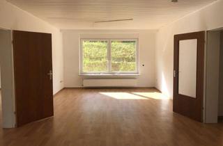 Wohnung mieten in Klingelbachweg 14, 34626 Neukirchen, Ansprechende 3-Zimmer-Wohnung mit EBK in Neukirchen