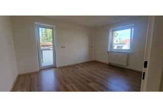 Wohnung mieten in Greiendorfer Weg, 91315 Höchstadt, 3-Zimmer-Wohnung mit Balkon & Garage in Höchstadt - energetisch saniert!