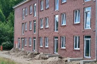 Sozialwohnungen mieten in Guntrud-Heise-Straße, 26127 Bürgerfelde, Erstbezug nach Sanierung mit WBS: 2-Zimmer-Wohnung auf dem Fliegerhorstgelände