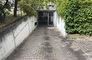 Garagen kaufen in Möglinger Straße 76, 71679 Asperg, Tiefgaragenstellplätze in gepflegtem Mehrfamilienhaus – einzeln oder im Paket zu verkaufen