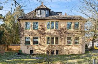 Villa kaufen in 31515 Wunstorf, Repräsentative Stadtvilla mit Charme und Entwicklungspotenzial