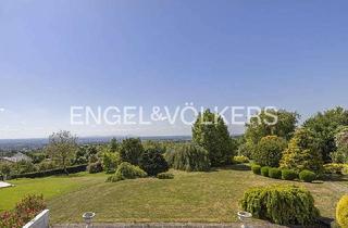 Villa kaufen in 65812 Bad Soden, Traumgrundstück mit grandiosem Blick und sanierungsbedürftiger Villa