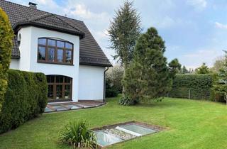 Einfamilienhaus kaufen in 08606 Oelsnitz, luxuriöses Anwesen - Wohnhaus mit Einliegerwohnung, Pool; Nebengebäude mit Praxis, Garagen uvm