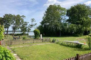 Haus kaufen in 17166 Dahmen, Kleines Reihenbootshaus - Eigentumsland - Stegliegeplatz.....