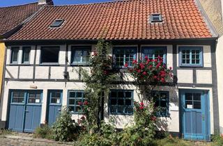 Haus kaufen in 24937 Jürgensby, Altes Haus mit Potential in Flensburg