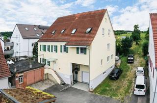 Bauernhaus kaufen in 73269 Hochdorf, Stilvoll kernsaniertes Bauernhaus mit Garten, Terrasse, 2x Carports & Gewölbekeller