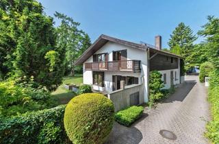 Villa kaufen in 82031 Grünwald, Viel Platz zur Entfaltung: Villa mit Traumgarten und flexiblem Raumkonzept zur Neugestaltung