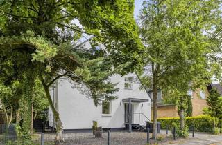 Einfamilienhaus kaufen in 40489 Angermund, Freistehendes, stilvoll modernisiertes Einfamilienhaus mit großzügigem Wohnkomfort