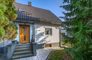 Haus kaufen in 82110 Germering, SOPART IMMOBILIEN - Charmante, kleine DHH auf großem sonnigen Grundstück – sanieren oder neu bauen!