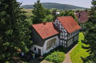 Haus kaufen in 36414 Unterbreizbach, Ländliches Unikat: Sanierungsobjekt auf großzügigem Areal in Sünna