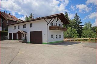 Haus kaufen in 87497 Wertach, Zweifamilienhaus mit praktischen Nutzungsmöglichkeiten und naturnahem Flair