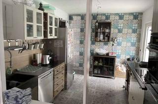 Wohnung kaufen in 45468 Mitte, Schöne und modernisierte 4-Zimmer-Wohnung mit geh. Innenausstattung und EBK in Mülheim an der Ruhr
