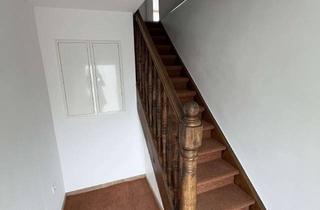 Wohnung mieten in 74653 Künzelsau, Vollständig renovierte 3-3,5 Zimmer Wohnung mit Einbauküche und Balkon