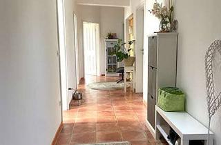 Wohnung mieten in 88273 Fronreute, Große, helle3,5-Zimmer-Wohnung mit Sauna in Fronreute, ruhiges Gewerbegebiet - optional mit Büroraum