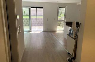 Wohnung mieten in Ringstr 15, 71297 Mönsheim, Stilvolle 2,5-Zimmer-Erdgeschosswohnung mit gehobener Innenausstattung mit Einbauküche in Mönsheim