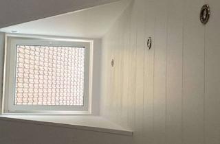 Wohnung mieten in 97526 Sennfeld, Neubau mit Einbauküche: Schöne 2-Raum-DG-Wohnung mit gehobener Innenausstattung in Sennfeld