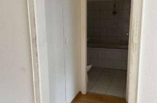 Wohnung mieten in Friedenauer Straße 20, 40789 Monheim am Rhein, Helle 2-Zimmer-Erdgeschosswohnung mit Bodenbelag und Balkon - ab 01.09.25 verfügbar