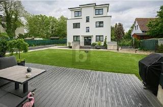 Wohnung kaufen in 12623 Berlin, EXKLUSIVE MAISONETTE MIT GARTEN & BALKON