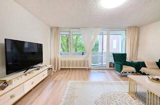 Wohnung kaufen in 79110 Freiburg im Breisgau, Freiburg im Breisgau - PROVISIONSFREI: Gepflegte und renovierte 3-Zimmer Wohnung mit Balkon