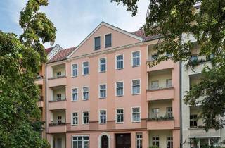 Wohnung kaufen in Binzstraße 20, 13189 Berlin, Berlin - Vermietete 2-Zimmerwohnung mit Terrasse, Wannenbad, inkl. Gartenmitbenutzung