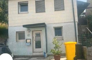 Einfamilienhaus kaufen in 73663 Berglen, Berglen - Freistehendes Einfamilienhaus mit Sanierungsbedarf in Steinach