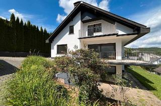 Einfamilienhaus kaufen in 58762 Altena, Altena - Gepflegtes, freistehendes Einfamilienhaus mit ELW & Doppelgarage