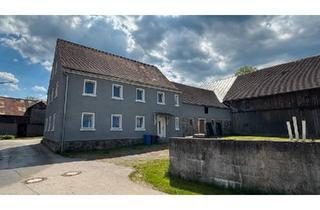 Haus kaufen in 92726 Waidhaus, Waidhaus - Dreiseithof, Wohnhaus, Stall, Scheune