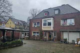 Einfamilienhaus kaufen in 45899 Gelsenkirchen, Gelsenkirchen - Großzügiges EFH mit drei Garagen und Ausbaumöglichkeiten