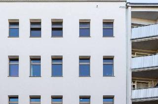 Wohnung kaufen in Urbanstraße 5, 10961 Berlin, Berlin - Kreuzberg-Investment | Altbaucharme in Urbaner Lage: großzügige 2-Zi.-Wohnung mit Top Grundriss!