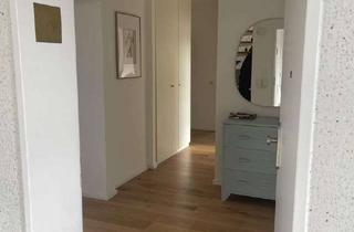 Wohnung kaufen in 24146 Elmschenhagen-Süd, Stilvolle Maisonette-DG-Wohnung mit Wellnessbereich in familienfreundlicher Lage