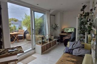 Wohnung kaufen in Harscampstr. 51, 52062 Aachen, Aachen-Zentrum | Großzügige 2-Zimmer Dachgeschosswohnung mit herrlicher Loggia | Aufzug