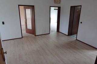 Wohnung kaufen in Im Wingertsfeld 20, 64319 Pfungstadt, Attraktive 3-Zimmer-Wohnung mit Balkon und EBK in Pfungstadt