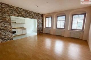 Wohnung mieten in Obere Schlossstraße 18, 08340 Schwarzenberg/Erzgebirge, Gemütliche Single-Wohnung mit Einbauküche auf dem Markt